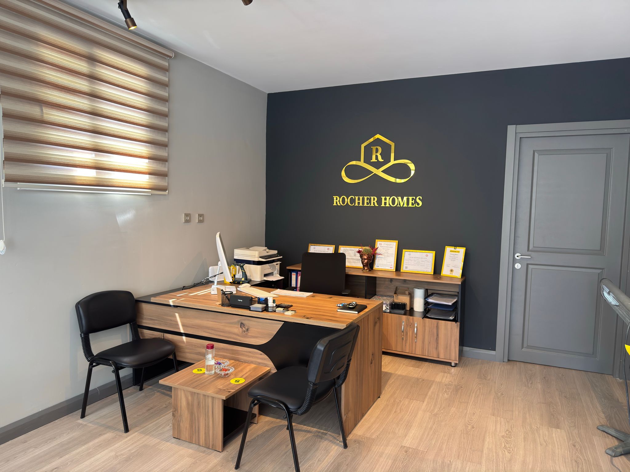 Rocher Homes Ofis